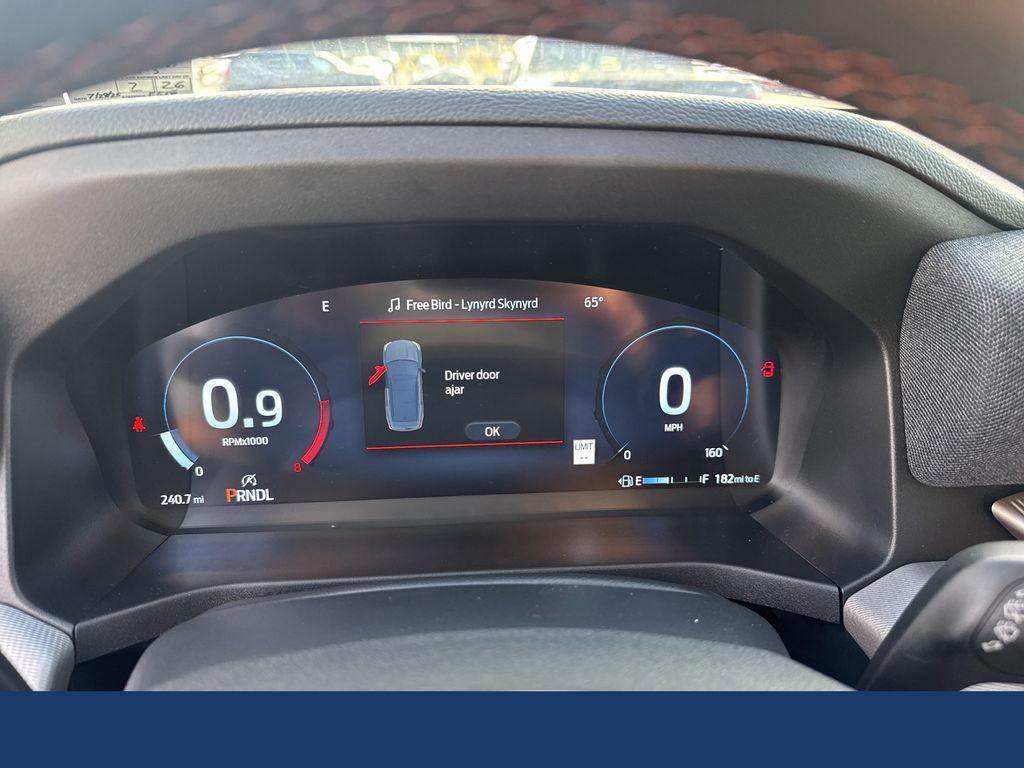 new 2025 Ford Explorer car, priced at $40,499