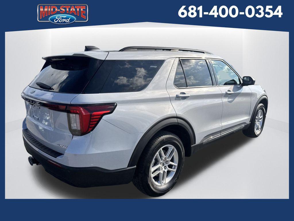 new 2025 Ford Explorer car, priced at $40,499