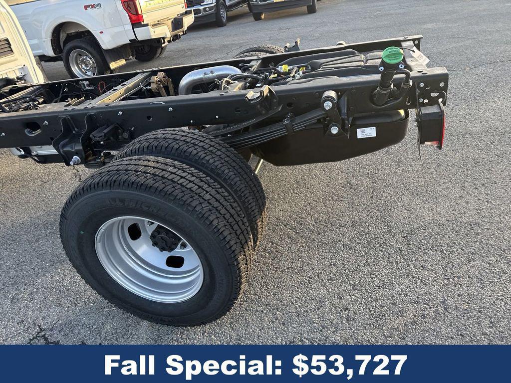 new 2024 Ford F-350 car, priced at $60,227