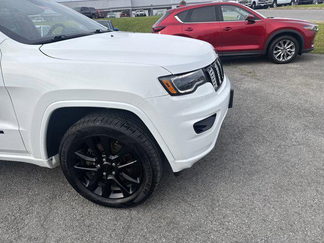 used 2022 Jeep Grand Cherokee car, priced at $31,145