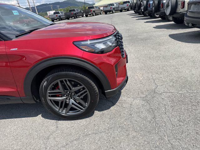 new 2025 Ford Explorer car, priced at $50,326