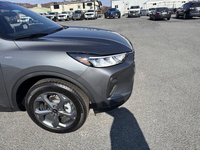 new 2025 Ford Escape car, priced at $30,999