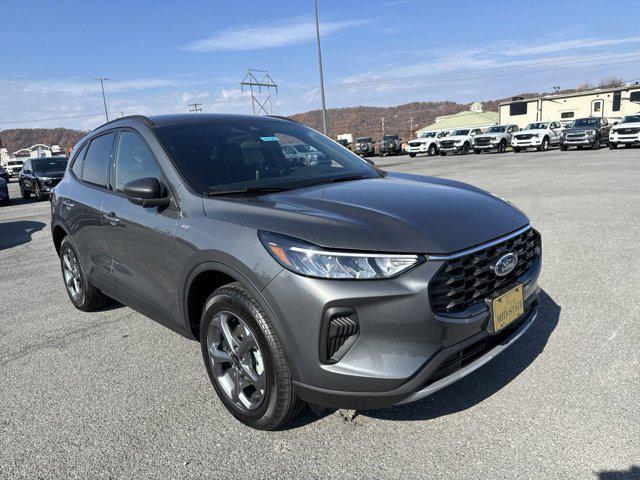 new 2025 Ford Escape car, priced at $30,999