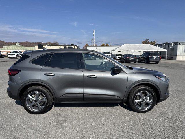 new 2025 Ford Escape car, priced at $30,999