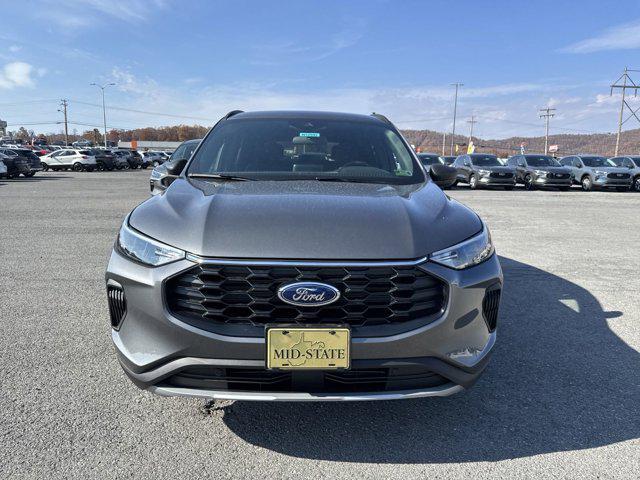 new 2025 Ford Escape car, priced at $30,999