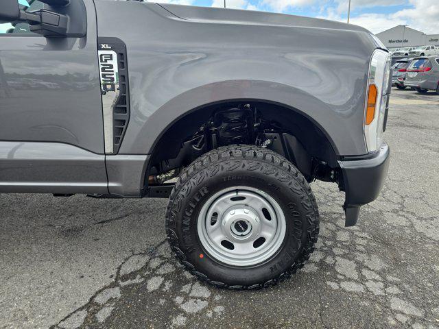 new 2025 Ford F-250 car, priced at $57,595