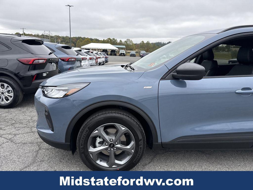 new 2026 Ford Escape car, priced at $35,620
