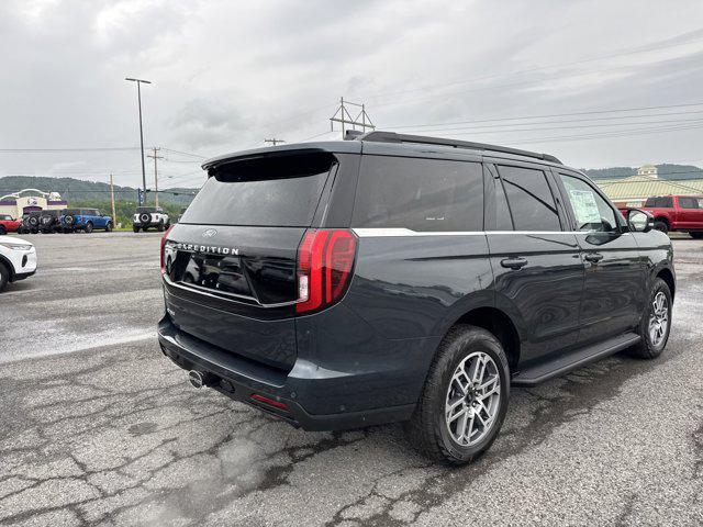 new 2025 Ford Expedition car, priced at $69,617