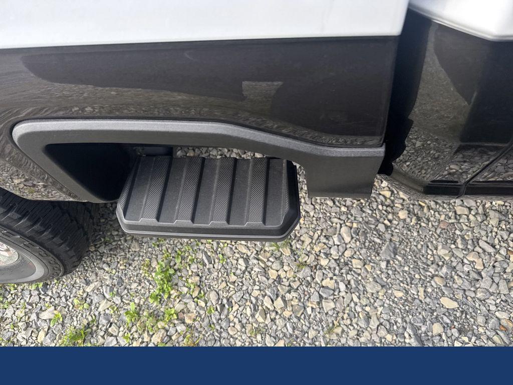 new 2025 Ford F-250 car, priced at $86,702