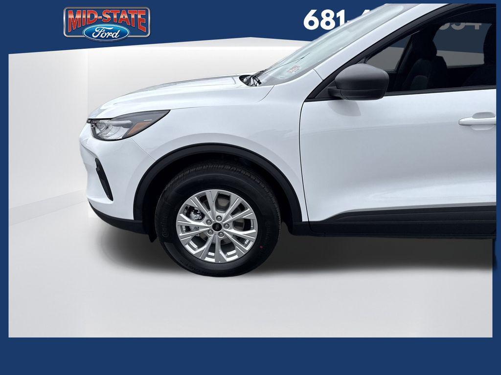 new 2026 Ford Escape car, priced at $26,902