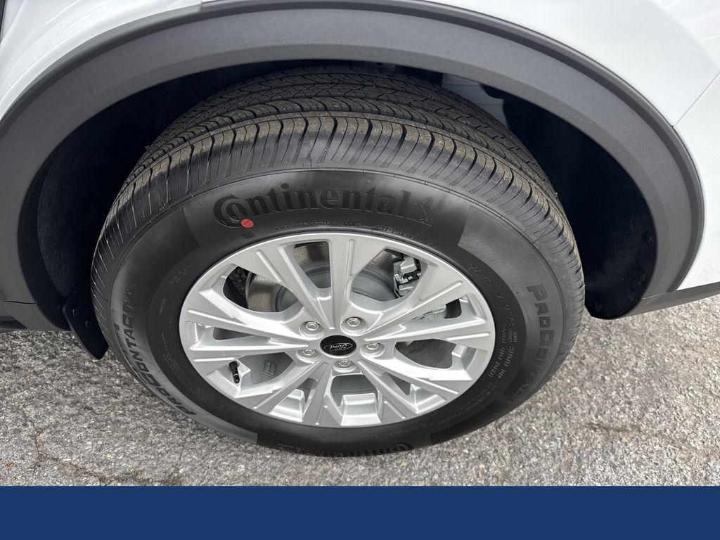 new 2026 Ford Escape car, priced at $26,902