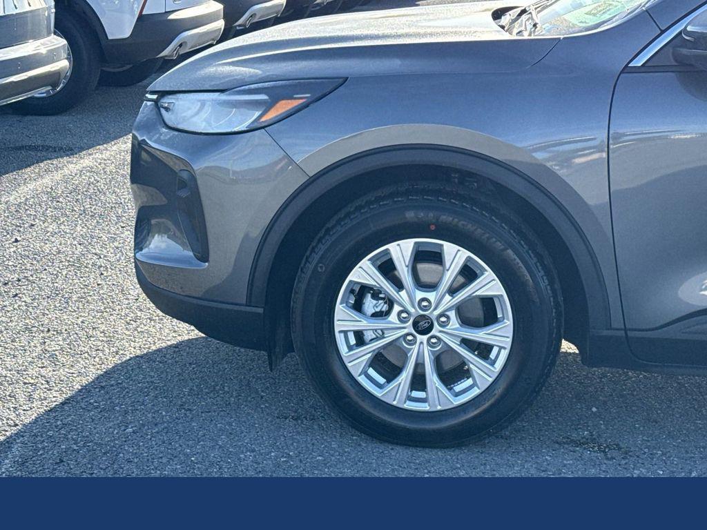 new 2024 Ford Escape car, priced at $29,999