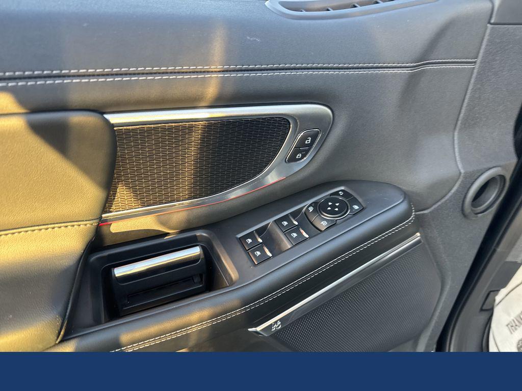 new 2025 Ford Expedition car, priced at $83,925