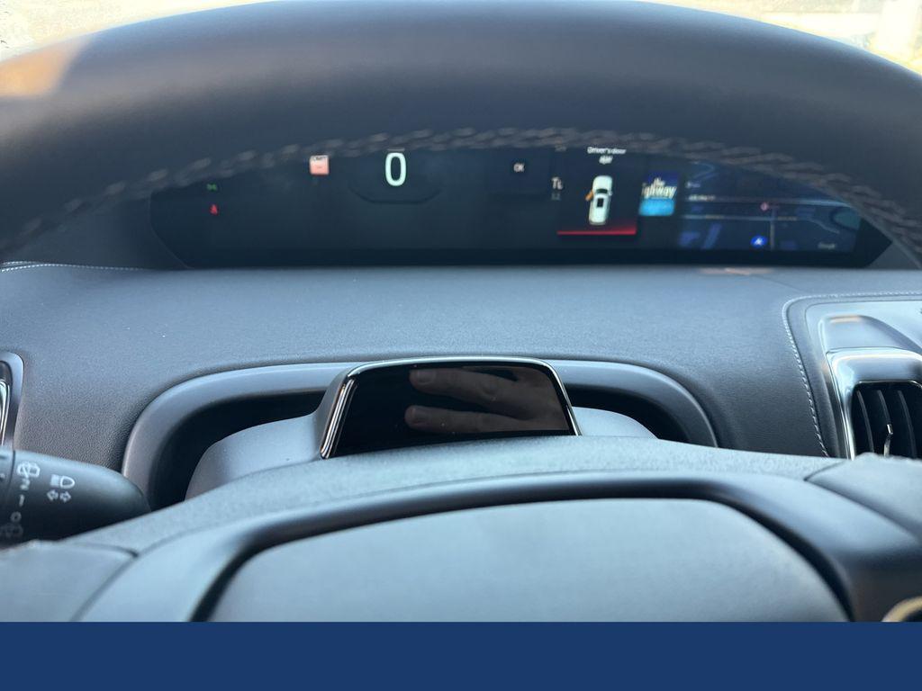 new 2025 Ford Expedition car, priced at $83,925