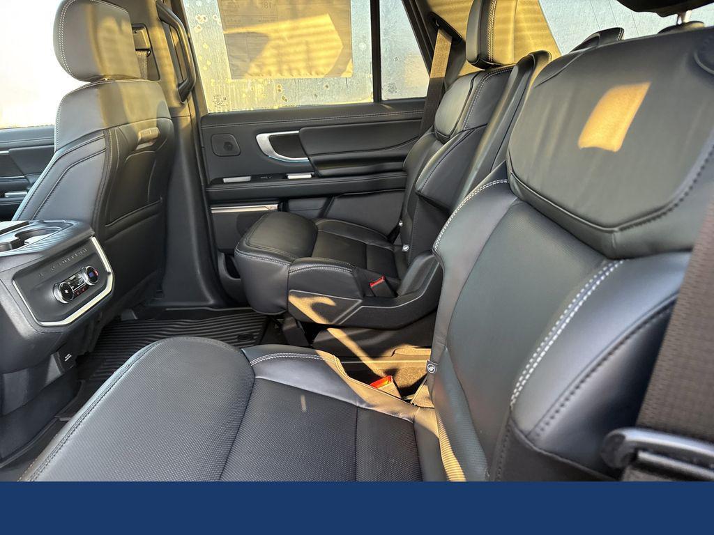 new 2025 Ford Expedition car, priced at $83,925