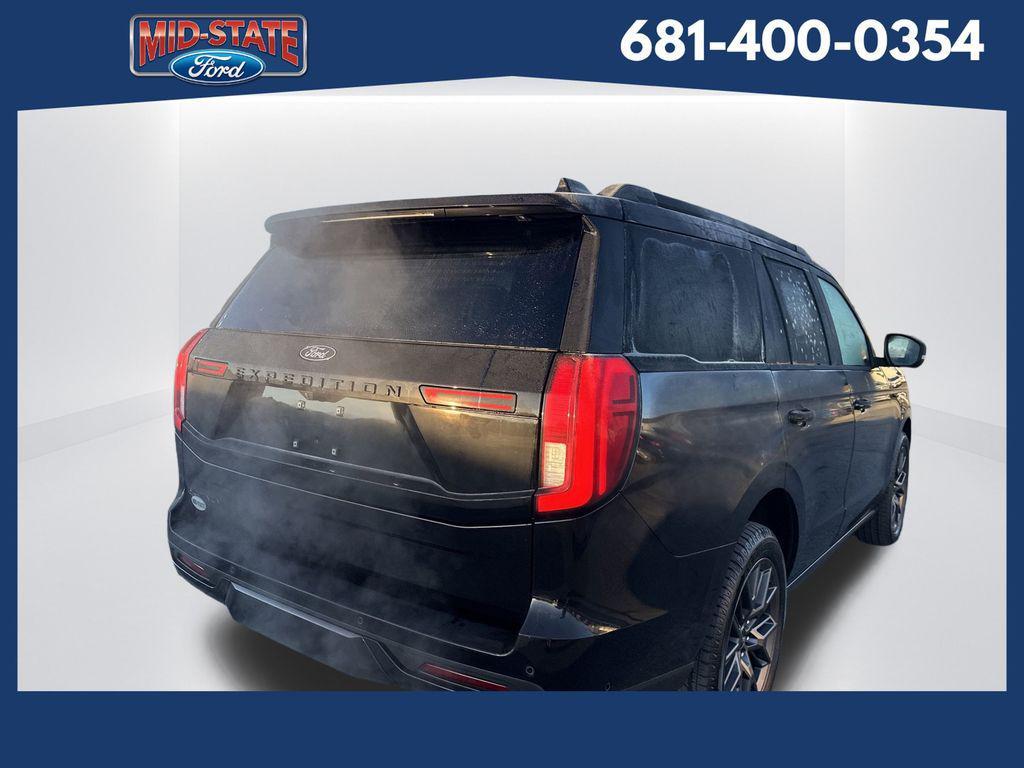 new 2025 Ford Expedition car, priced at $83,925