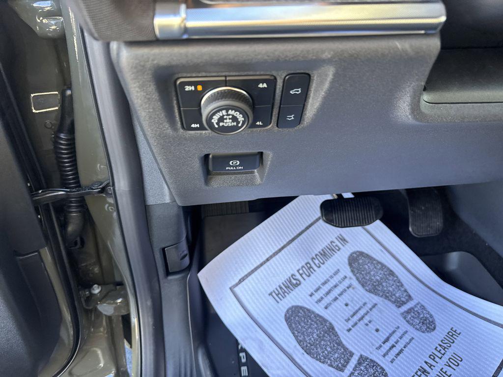 new 2025 Ford Expedition car, priced at $82,720