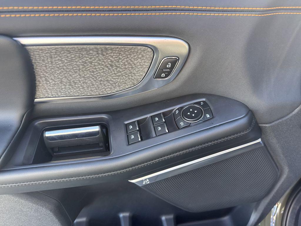 new 2025 Ford Expedition car, priced at $82,720