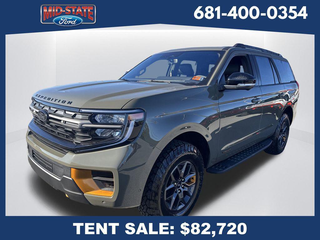 new 2025 Ford Expedition car, priced at $82,720