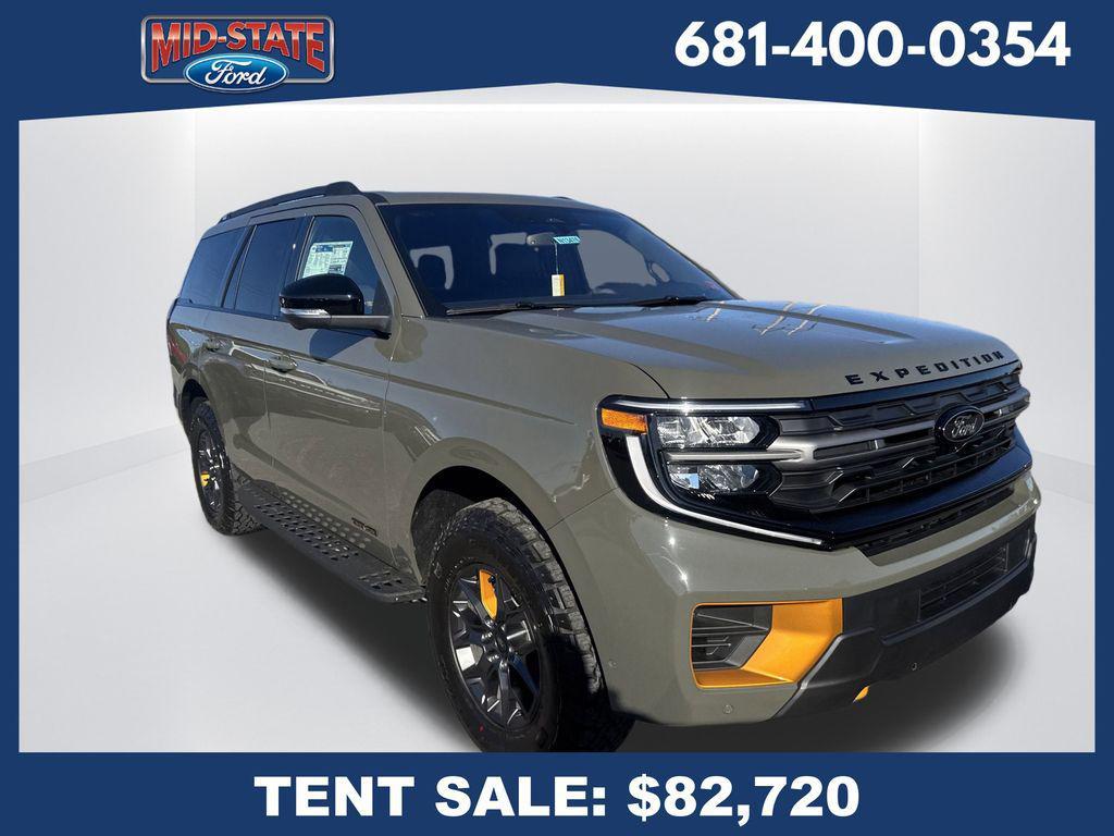 new 2025 Ford Expedition car, priced at $82,720