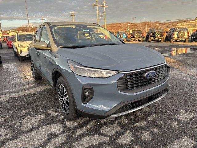 new 2025 Ford Escape car, priced at $38,555