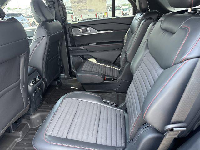 new 2025 Ford Explorer car, priced at $45,850