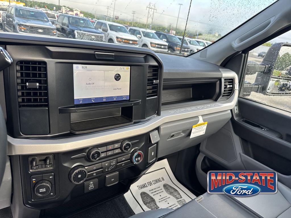new 2025 Ford F-250 car, priced at $44,673