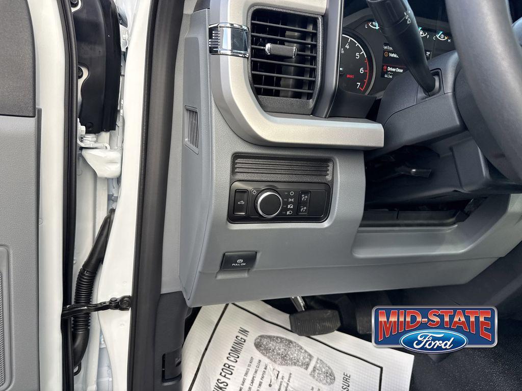 new 2025 Ford F-250 car, priced at $44,673