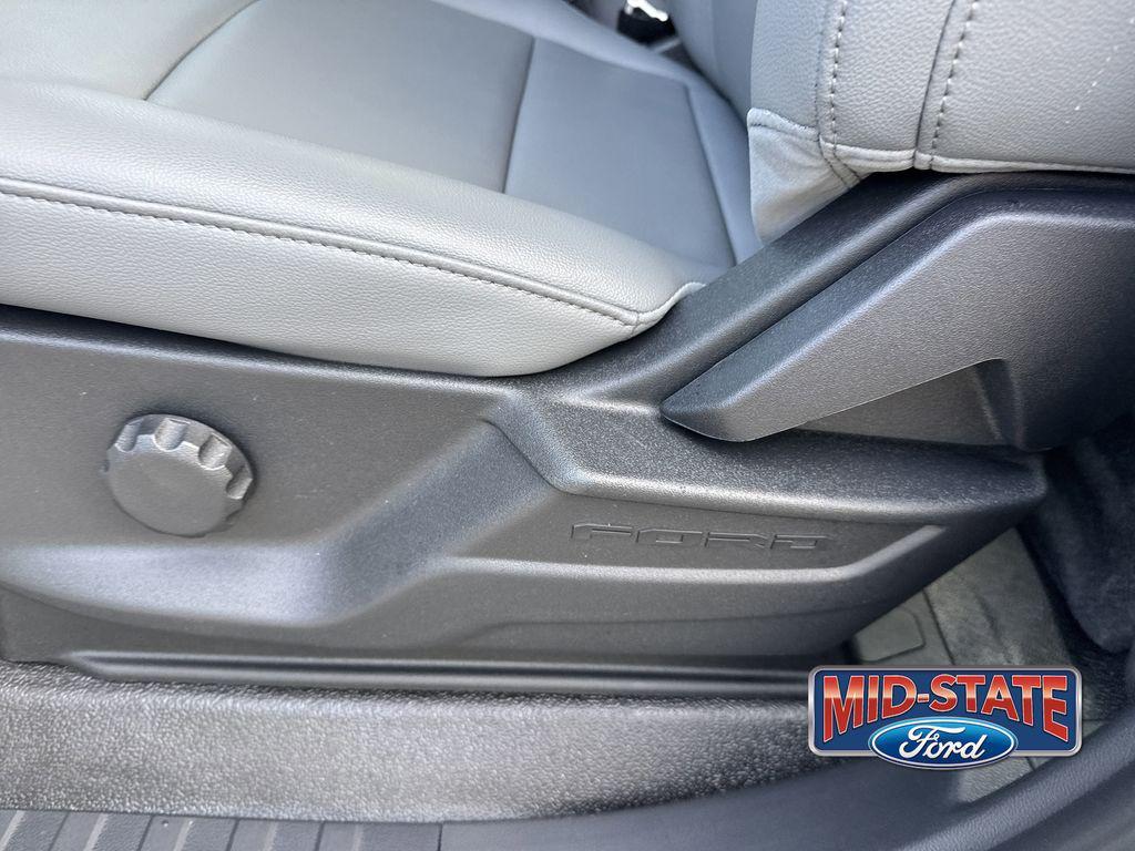 new 2025 Ford F-250 car, priced at $44,673