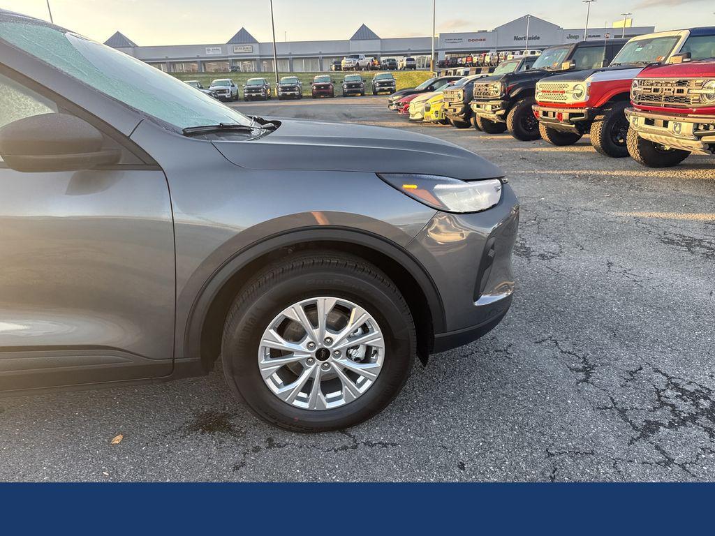 new 2026 Ford Escape car, priced at $32,449