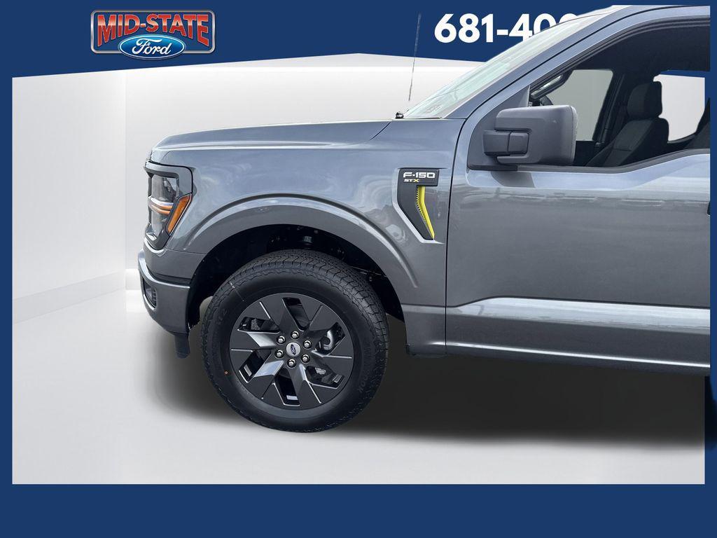 new 2025 Ford F-150 car, priced at $45,995