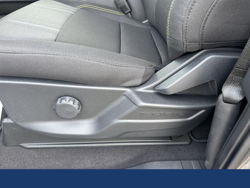 new 2025 Ford F-150 car, priced at $45,995