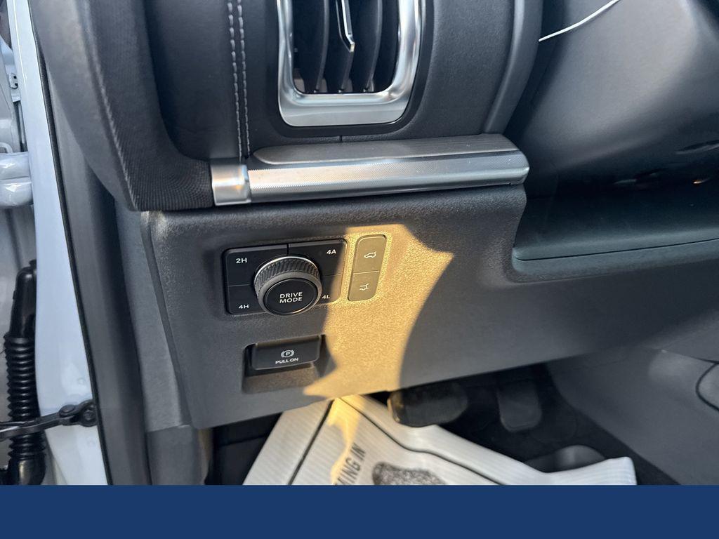 new 2025 Ford Expedition Max car, priced at $82,525