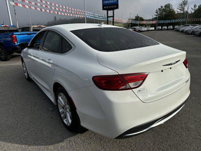 used 2017 Chrysler 200 car