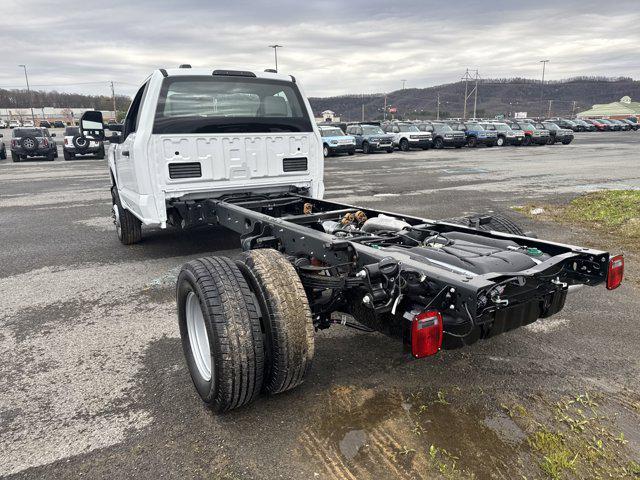 new 2025 Ford F-350 car, priced at $55,000