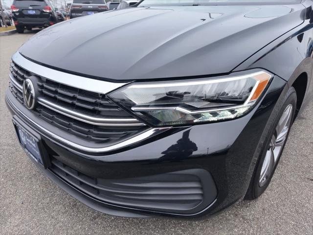 used 2022 Volkswagen Jetta car, priced at $20,677