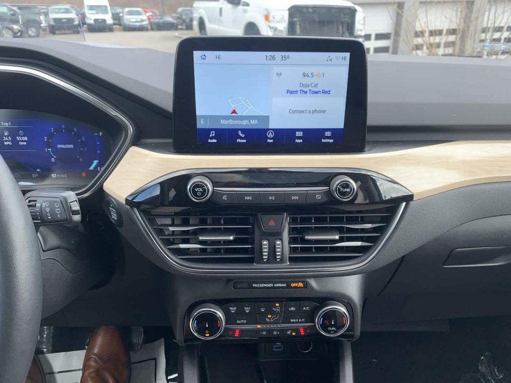 new 2022 Ford Escape car, priced at $29,977