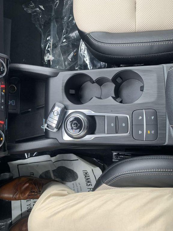 new 2022 Ford Escape car, priced at $29,977
