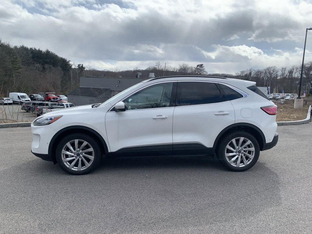 new 2022 Ford Escape car, priced at $29,977
