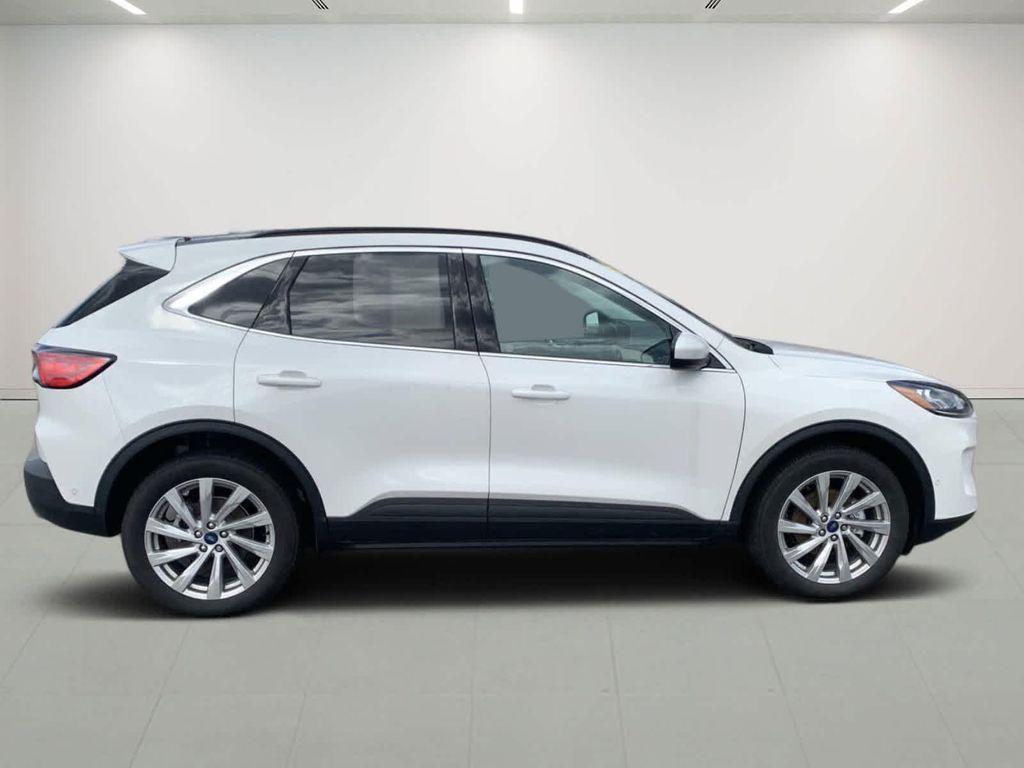 new 2022 Ford Escape car, priced at $29,977