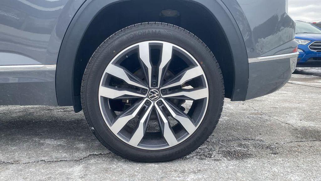 used 2022 Volkswagen Atlas Cross Sport car, priced at $39,577