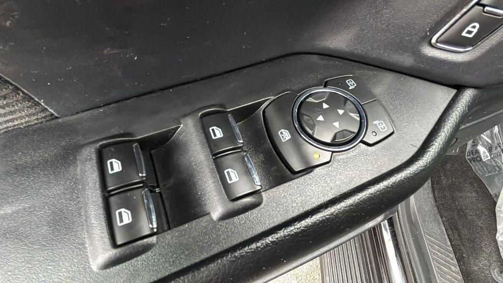 used 2019 Ford Expedition car, priced at $23,777