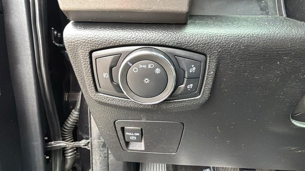 used 2019 Ford Expedition car, priced at $23,777