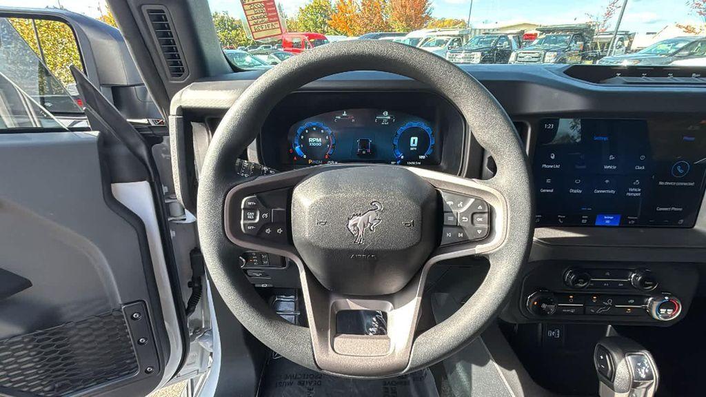used 2025 Ford Bronco car, priced at $47,977
