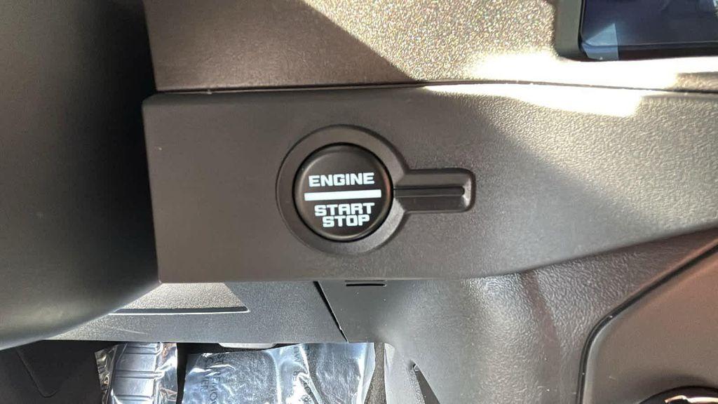 used 2025 Ford Bronco car, priced at $47,977