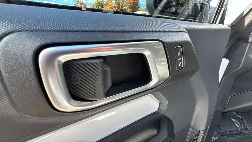 used 2025 Ford Bronco car, priced at $47,977