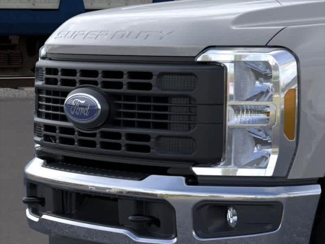 new 2025 Ford F-250 car, priced at $64,220