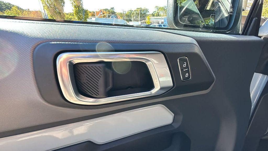 used 2023 Ford Bronco car, priced at $35,177