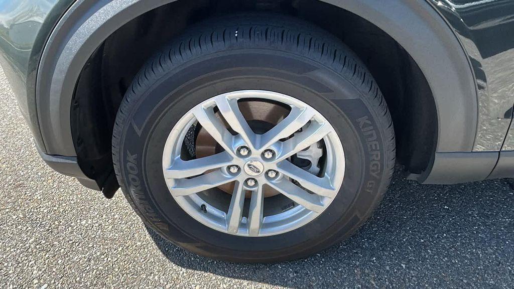 used 2021 Ford Explorer car, priced at $27,377