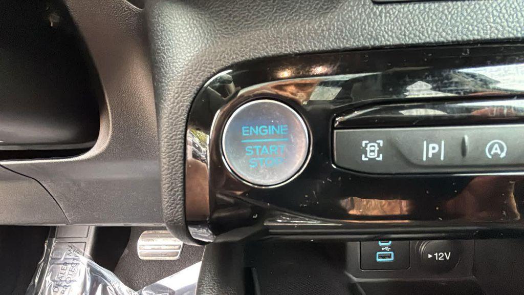used 2023 Ford Escape car, priced at $30,377
